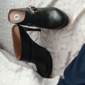 Women's heels slip on shoes